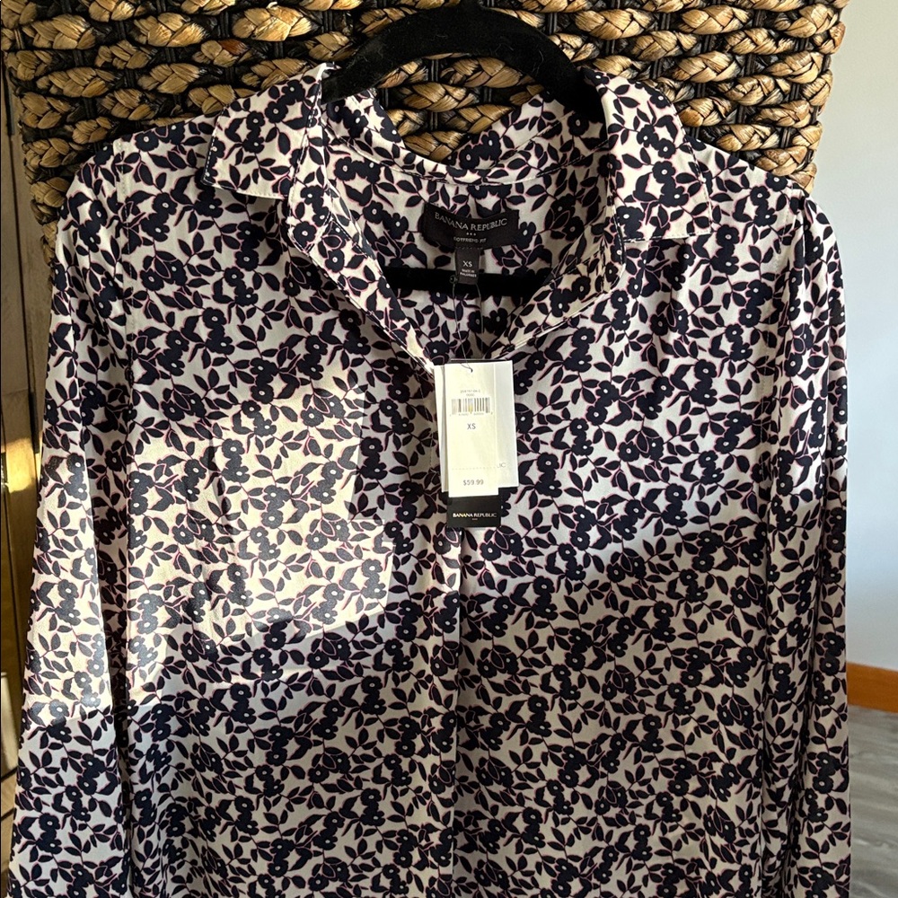 NWT Banana Republic Factory floral Print Blouse XS
